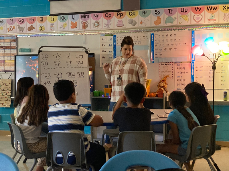 Reading Horizons teacher and class